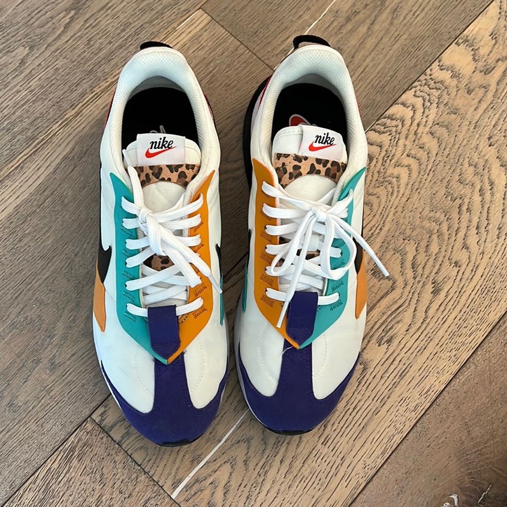 Nike Air Max Pre Day multicolor shoes - like new